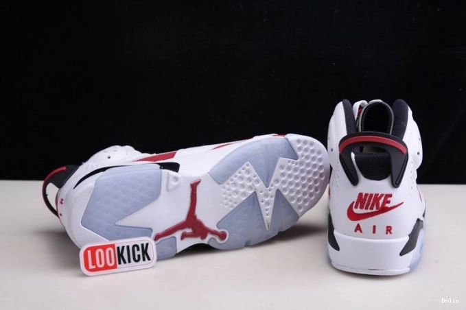 Bmlin JORDAN 'CARMINE' RETRO 6 AIR CT8529-106 2021 0811